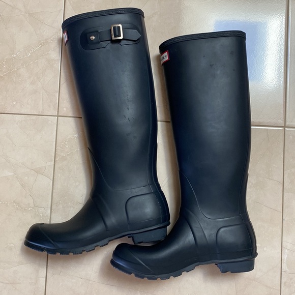 Hunter Original Tall Rain Boots - Picture 2 of 6